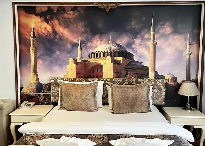 Hotel Elite Dumanlar 3*